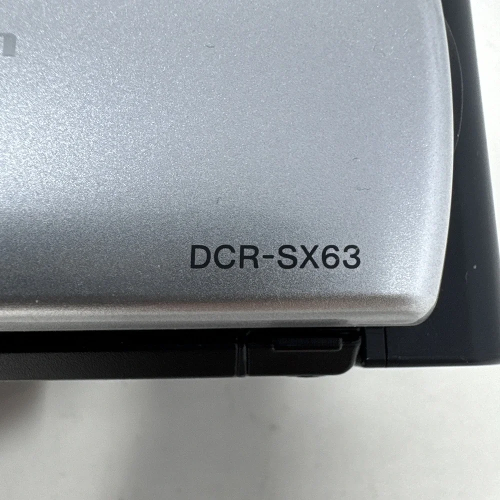 Sony Handycam DCR-SX63 16GB Camcorder Silver Bundle All Cords Memory Card & Case